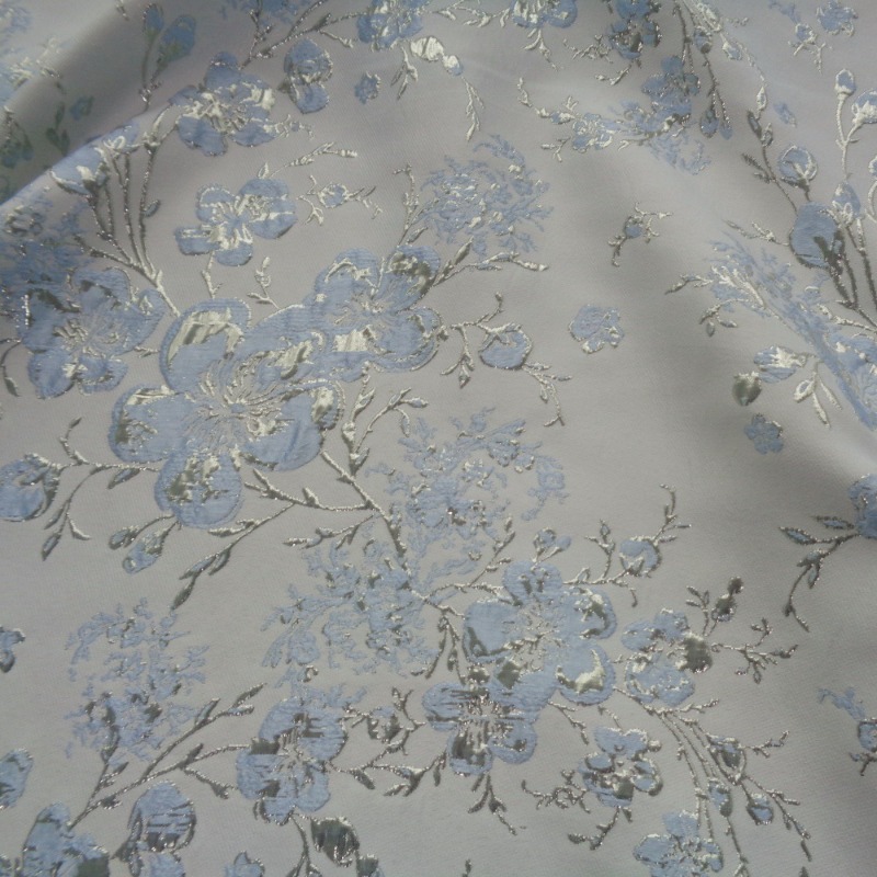 Tela Jacquard con Estampado Fl - Sewing Thread In Textile reseña y precio